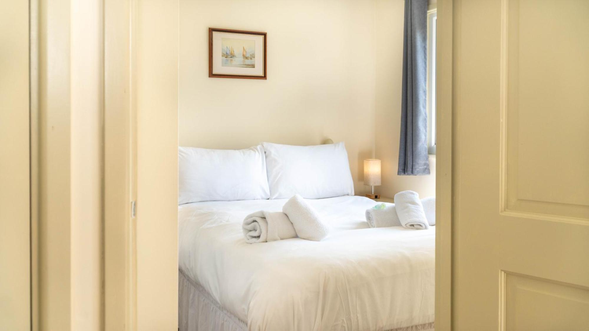 Ta Mill Cottages & Lodges - Meadowview Chalet 1 Лонсестон Экстерьер фото
